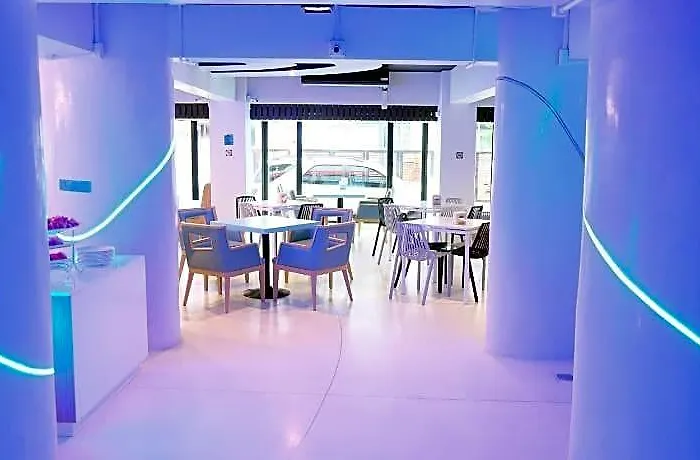 The Airy 3*