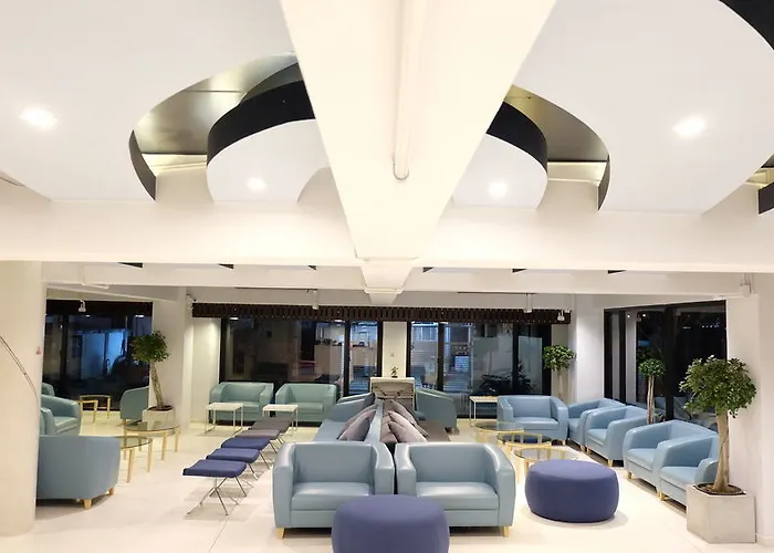 Hotel The Airy 3*